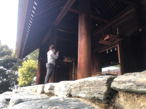 Japanese Shrine Prayer and Pilgrimage Procedures
summary