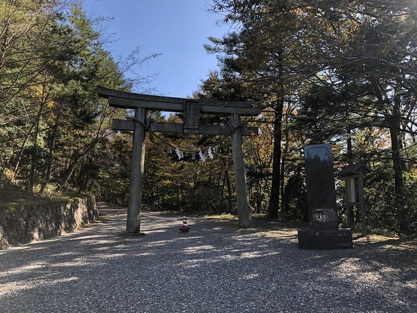 玉置神社　鳥居＆社号碑はあくまでスタート地点