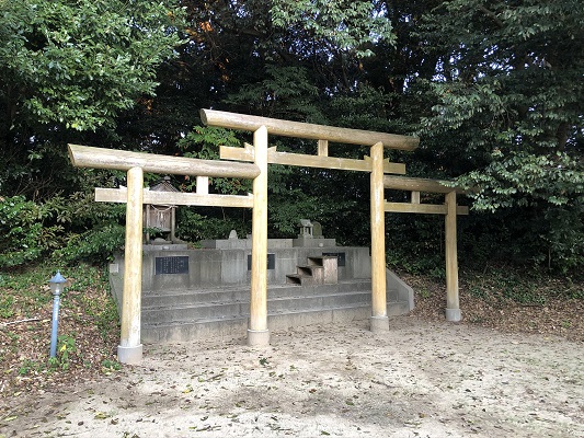 島根・長浜神社奈良「大神神社」にちなんだ三社鳥居