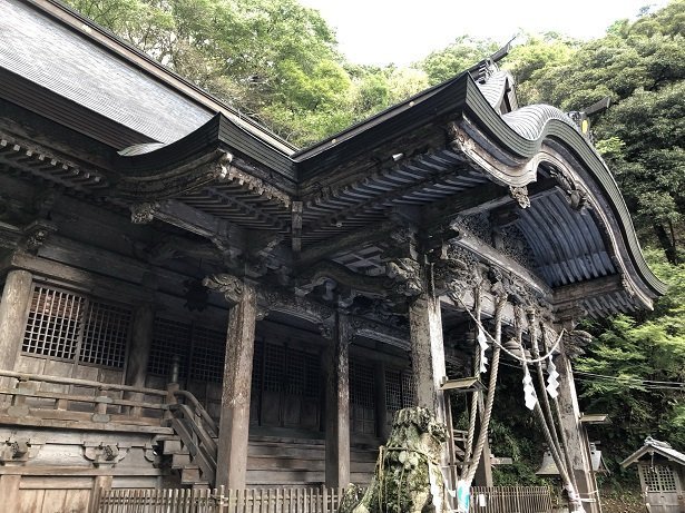 大川神社　社殿