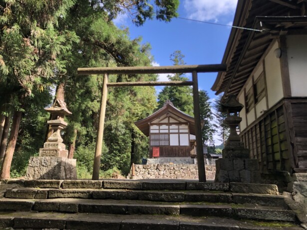京都の観光スポット「伊根の舟屋」周辺のおすすめ神社豊受大神社