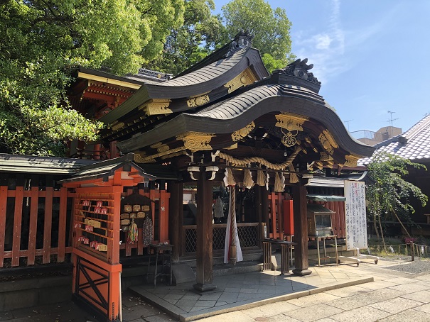 豊臣秀吉が大満足したことから名付けられた「満足稲荷神社」