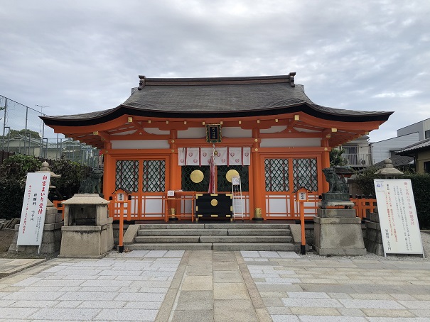 京都・折上稲荷神社本殿