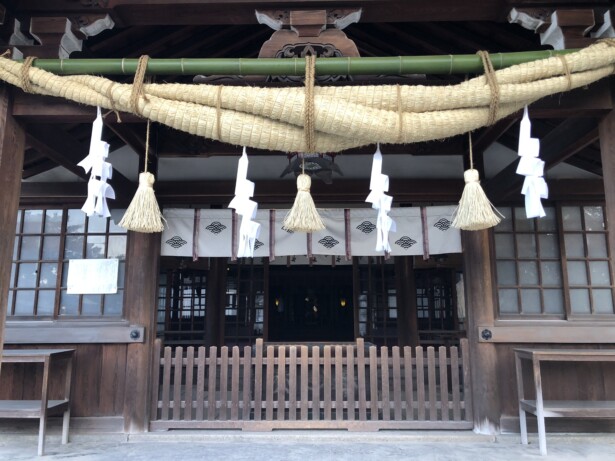 愛知・知立神社三河地方では珍しい「尾張造」の社殿
