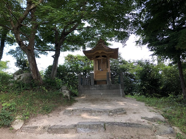 岡山・サムハラ神社祠