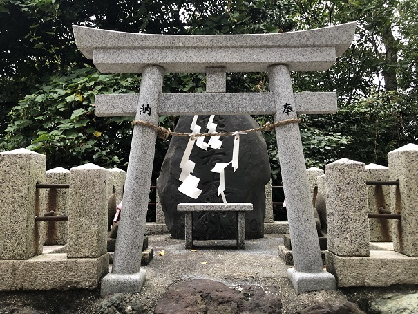 【京都・花山稲荷神社】ご祭神・ご利益・境内の雰囲気などをご紹介