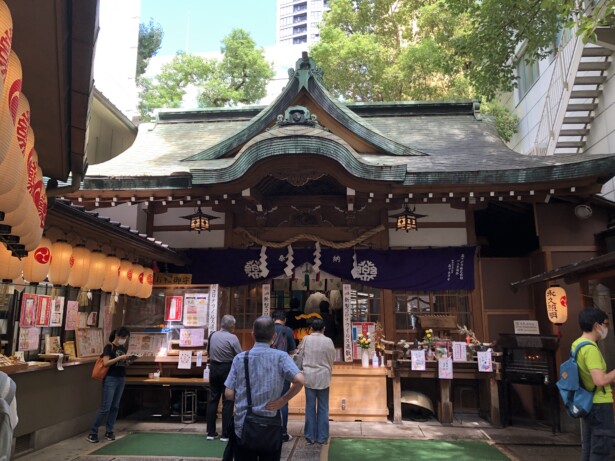 【大阪・少彦名神社】薬の町・道修町に鎮座する医薬の守護神社殿