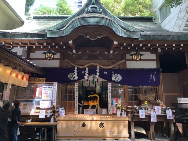 【大阪・少彦名神社】薬の町・道修町に鎮座する医薬の守護神社殿